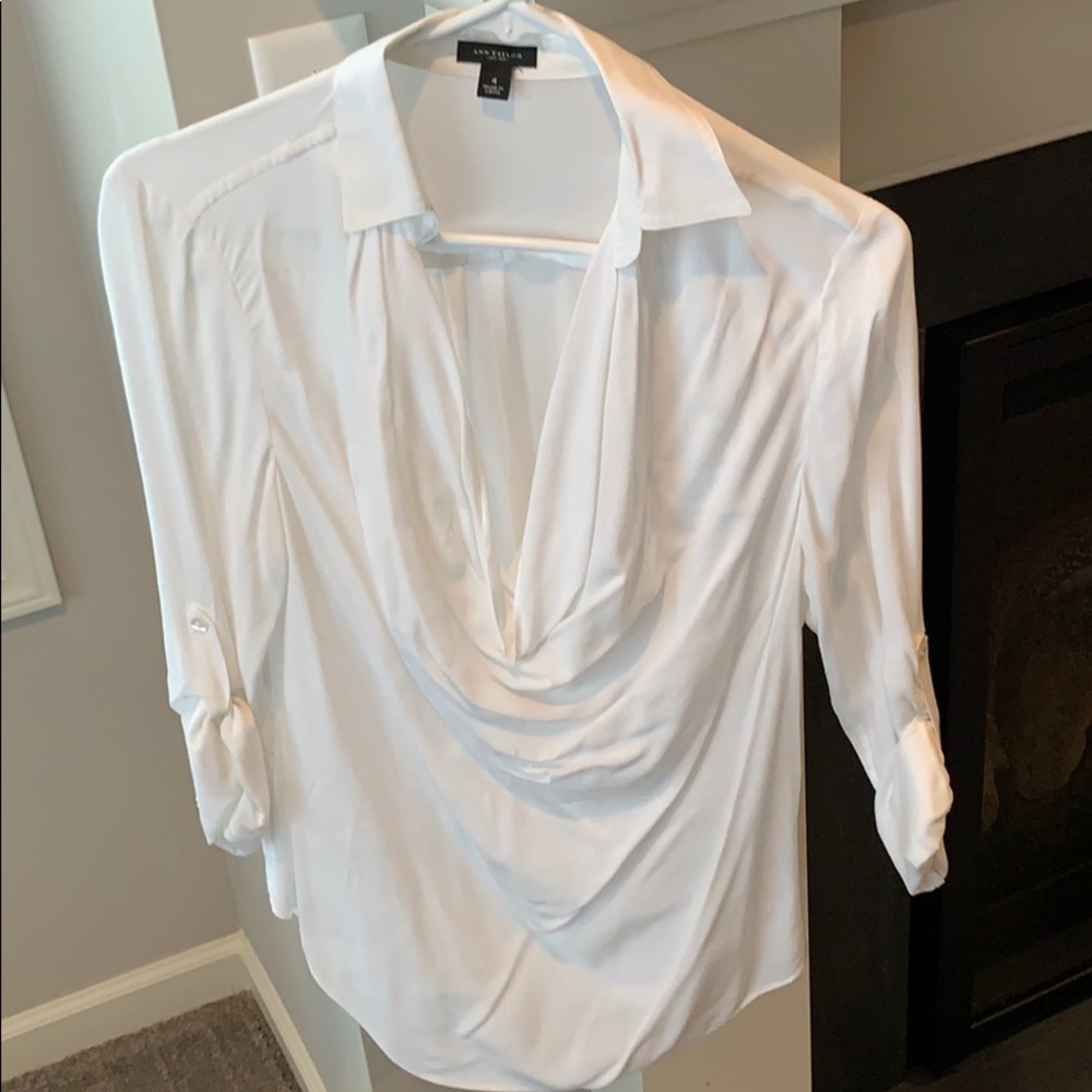 Ann Taylor Size 4 White Blouse